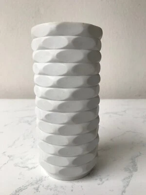 Winterling Porzellanvase 0,6 l weiß | Winterling porcelain vase 0.6L white - Bild 1 von 4