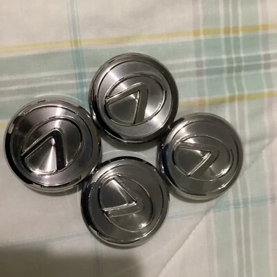 Lexus ES300,ES330,GS300,GS430 RX350 RX330  8841 PPE+PS OEChrom RCentercap 00 12 - Image 1 of 4