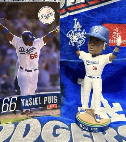 Dodgers 66 YASIEL PUIG RF Los Angeles Dodgers 2014 Bobblehead MLB Baseball Cover