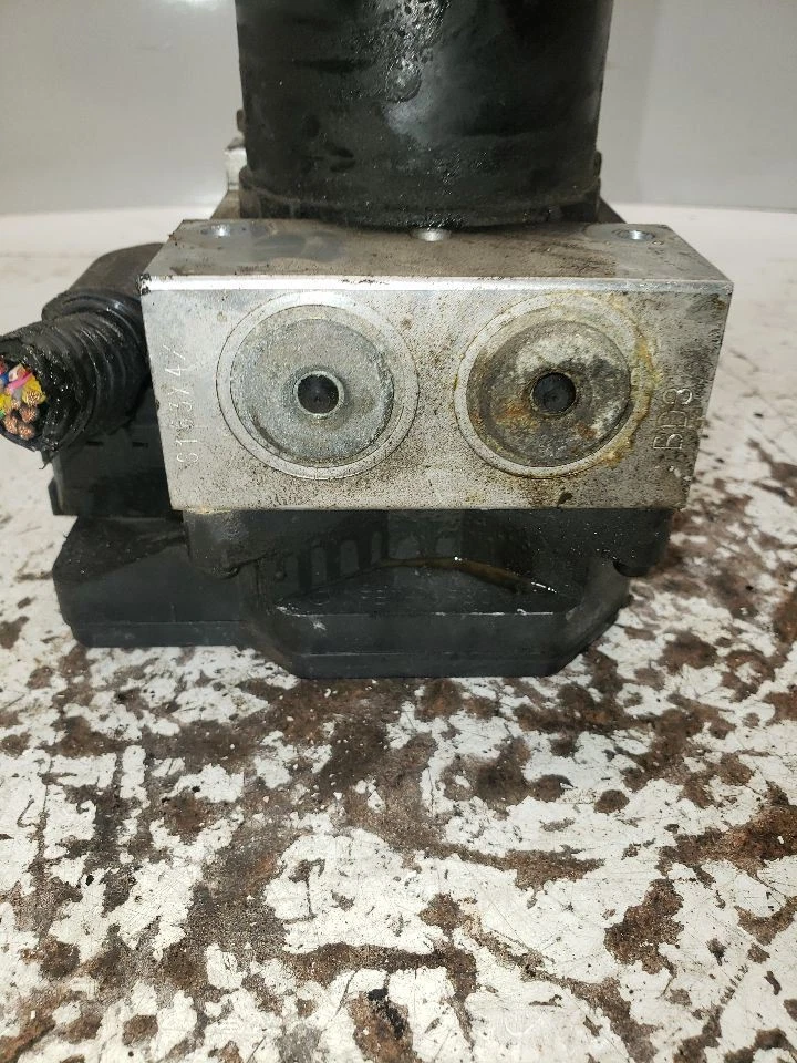 Conjunto modulador de piezas de freno antibloqueo AWD 4 velocidades compatible con 05-06 SANTA FE 1374749 Foto 1 de 4