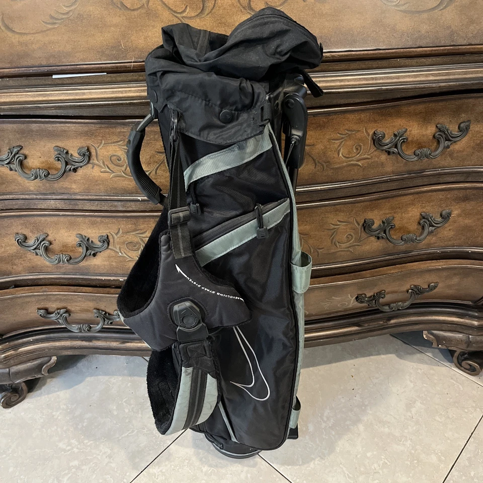 Bolsa de transporte con soporte de golf Nike negra aire envío rápido con cubierta para lluvia Foto 1 de 4