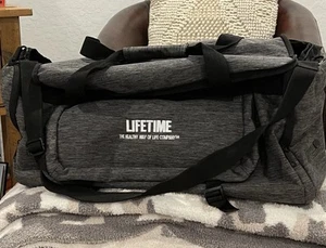 Lifetime Fitness Grey Duffle/Gym Bag, New Without Tags.  - Picture 1 of 8
