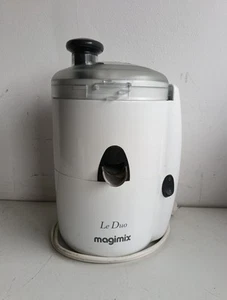 Fruit Juicer Magimix Le Duo Juicer white Working - Picture 1 of 7