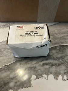 KMC Diverting Relay RCC-1109 W/Bracket New Surplus - Picture 1 of 2