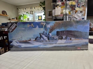 Academy 1/350 WWII Queen Elizabeth Class Battleship HMS WARSPITE Schiffsmodellbausatz - Bild 1 von 13