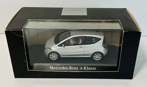 Mercedes Benz A Class Silver 1:43 Dealer Model NIB In Display Case - Picture 1 of 6