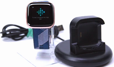 Трекер активности и зарядное устройство FITBIT Versa 2 FB507 черные/розовые (Bluetooth) - протестированы - Изображение 1 из 4