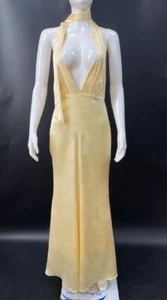 A sexy, cinched-waist, off-the-back, solid-color sleeveless dress dress - Picture 1 of 5