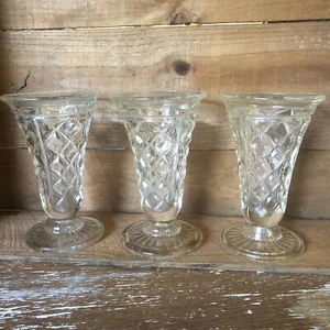 Vintage Set Of 3 Depression Clear Glass Posy Vase Vases 1930s Matching Bulk - Picture 1 of 7