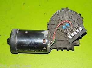 98 99 00 01 02 Mercedes CLK320 OEM BOSCH windshield wiper motor 2108201742 - Picture 1 of 4