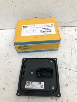 GENUINE OEM LED Turnlight Control Module For MERCEDES-BENZ C-Class W204 S204 - Image 1 of 4