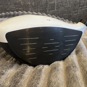 100% NEW OLD-STOCK MINTY TaylorMade 2016 M2 DRIVER HEAD - 9.5* - G.O.A.T - Picture 1 of 8