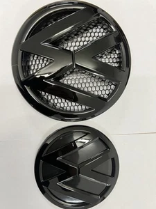 VW MULTIVAN T5 (2003-2016) Front and rear emblem, logo (16.5cm to 13cm) - Picture 1 of 5