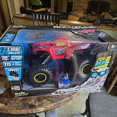 Maisto Rockzilla RC Remote Control RED Rock Crawling Monster Truck 4WD Excellent - Image 1 of 4