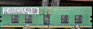 Samsung 16GB 1Rx8 DDR5 5600MHz EC8 RDIMM PC5-44800 Memory RAM (M321R2GA3PB0-CWM) - Picture 1 of 2