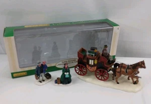 Lemax Table Accents Christmas Coach Carriage Figures Set of 3 in Box 2006 - Picture 1 of 17