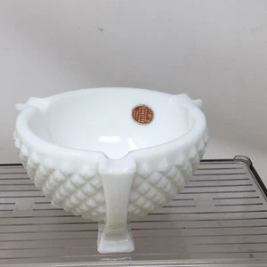 Vintage L.E. Smith Milchglas Aschenbecher Tri-Pod Rautenmuster 5" rund orig Aufkleber - Bild 1 von 9