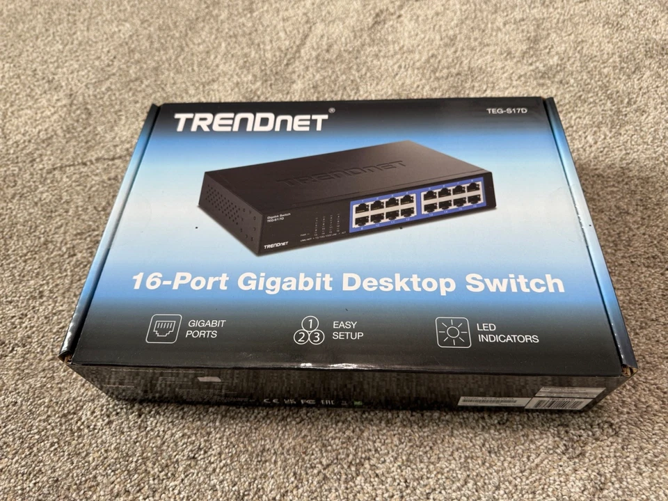 TRENDnet  TEG-S17D 16-Ports External Gigabit Network Switch - Image 1 of 4