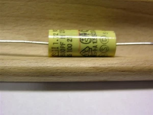 25 Arcotronics 1.72 KP 1500pF 250V 20% Axial Film/Foil Polypropylene Capacitors  - Picture 1 of 1