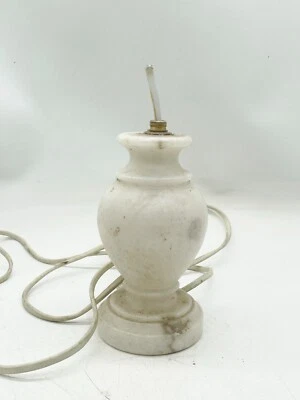 VINTAGE MARBLE STONE DESK TOP / TABLE LAMP WHITE - Image 1 of 4