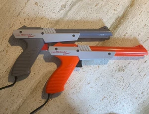 Nintendo NES-005 Light Gun - Picture 1 of 2
