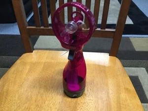 O2COOL Deluxe Misting Fan Handheld Misting Fan Battery Operated Fan Water Fan - Picture 1 of 3