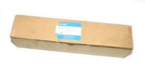 NEW SMC NARB4000F-P VALVE WITH 150 PSI GAUGE NARB4000FP - Picture 1 of 5