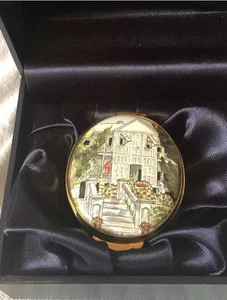 Bermuda Heritage Series 1995 Crumbles esmalte con caja y funda originales - Imagen 1 de 4