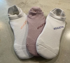Athleta Everyday Organic Cotton Ankle Socks M/L (7-9.5) 3 Pairs White/Rose NWOT - Picture 1 of 6