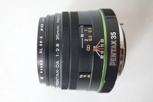 SMC PENTAX-DA 1:2.8 35mm Macro Limited Objektiv Top - Bild 1 von 7