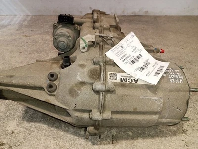 Estuche de transferencia 167.719 millas ID ACM Opt NPO de Chevrolet Tahoe 2015 11823696 Foto 1 de 4