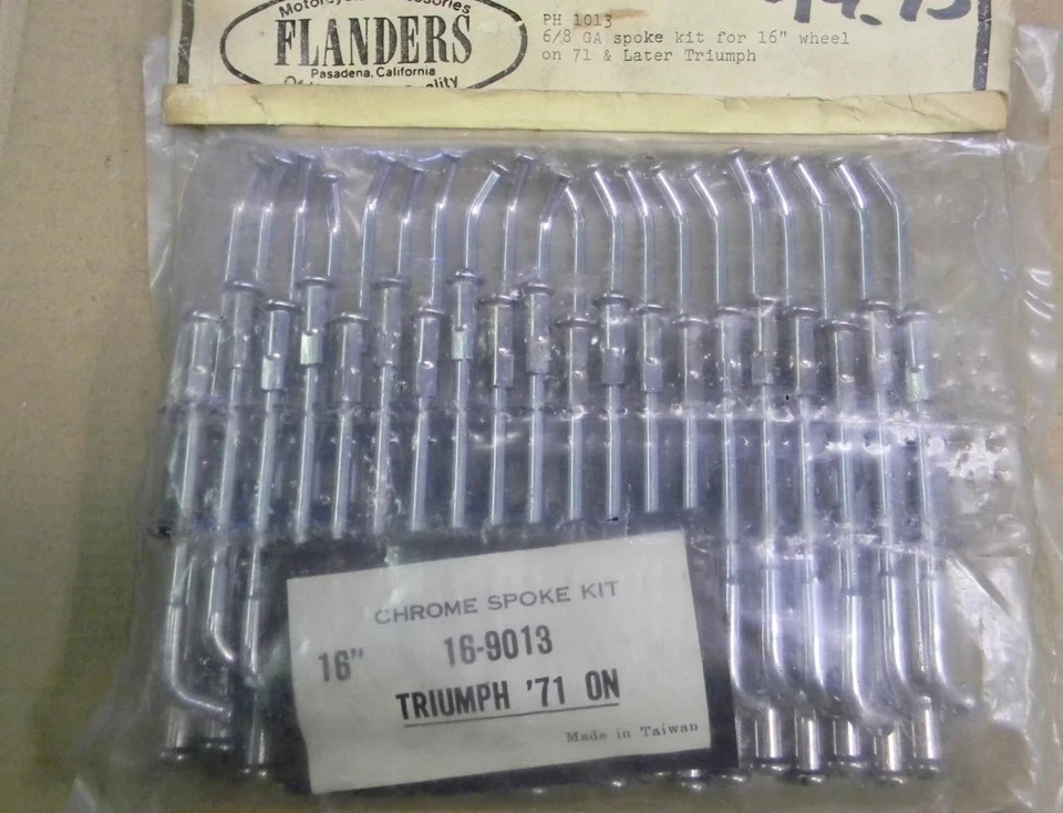JUEGO FLANDERS TRIUMPH BSA 1971-1974 RADIOS CROMADOS PARA LLANTA 16" A TRASERA CÓNICA Foto 1 de 1