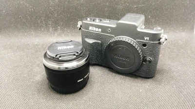 Kit de lentes de cámara sin espejo modelo 1 V1 1NIKKOR 18.5 NIKON Foto 1 de 4