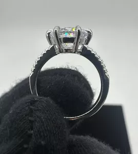 Icy VVS Moissanite Size 7 Wedding Engagement Ring 4ct 925 Sterling Silver Womens - Picture 1 of 8