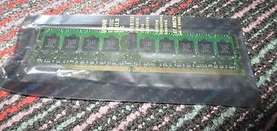NEW DELL 1GB 400MHz DIMM MEMORY MODULE PC2-3200 X1562, NIP MINT - Image 1 of 2