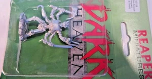 Reaper Dark Heavens metal no muerto arachno-asesino ataúd nuevo en caja blister - Imagen 1 de 3