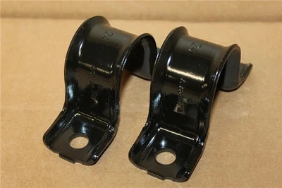 Par de abrazaderas de barra antivuelco delanteras VW Crafter 2006-11 2E0411055A nuevas genuinas VW Foto 1 de 2