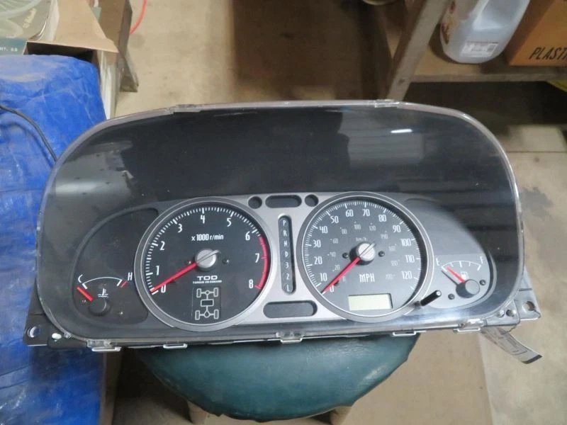 Grupo de velocímetro compatible con 02 ISUZU AXIOM 70518 Foto 1 de 4