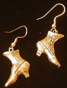 Pendientes victorianos con botones de botas de oro de 24 quilates estilo vintage - Imagen 1 de 1