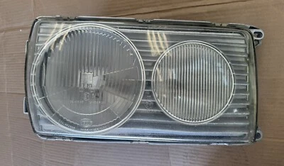 Farol dianteiro direito Mercedes Benz w123 euro fabricante de equipamento original Hella 0018207261 117779R - Imagem 1 de 4