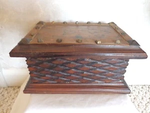 Document Keeper Wooden Vintage Collector's with A Map on Top (#0508) - Picture 1 of 12