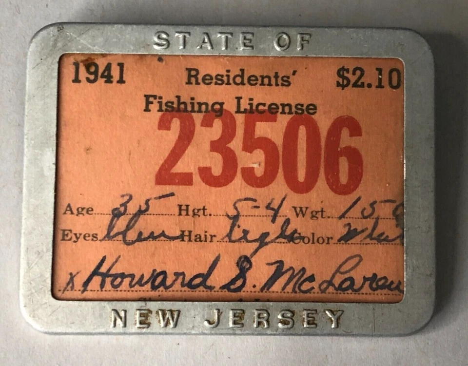 State of New Jersey Residents Fishing License Aluminum frame Pin on Badge 1941 - Image 1 of 4