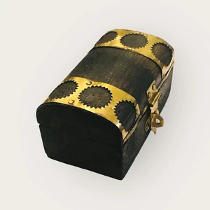VINTAGE 50/60 WOOD AND BRASS JEWELRY BOX (9x5x4cm) - Picture 1 of 17