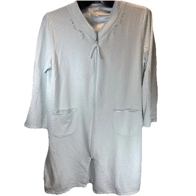 Bata de dormir para mujer Secret Treasures manga larga aleteada ropa de dormir talla mediana WB9 Foto 1 de 4