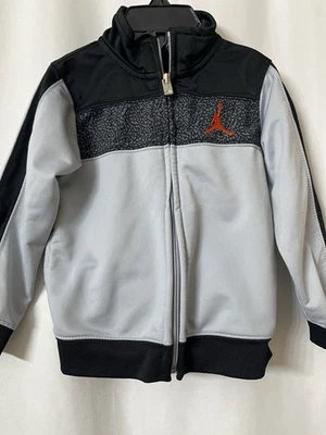 Chaqueta deportiva Air Jordan Brand Jumpman niño pequeño 24 meses negra gris logotipo H42 Foto 1 de 4