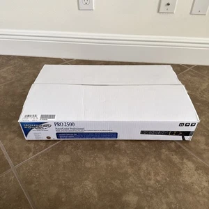 MONSTER POWER PRO 2500 Professional Reference Powercenter 10 Outlets - Picture 1 of 14
