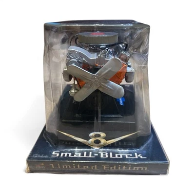 Liberty Classic Chevrolet 350 V-8 bloque pequeño motor 1:6 naranja 84021 Foto 1 de 4