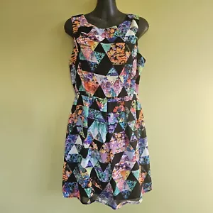 T by Bettina Liano sz 10 floral geometric mini dress ❣️ perfect condition - Picture 1 of 16
