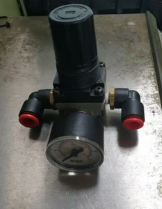 SMC NAR2060-N01BG REGULATOR W/ GAUGE (R5S8.5B2) - Imagen 1 de 4