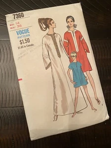 McCalls Pattern 3898 Vintage 1970s Boho Maxi Hippie Dresses Size 14 Uncut - Picture 1 of 3